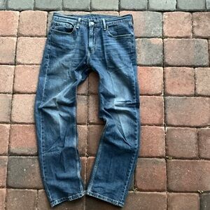 Levi’s 514 Straight Fit Jeans